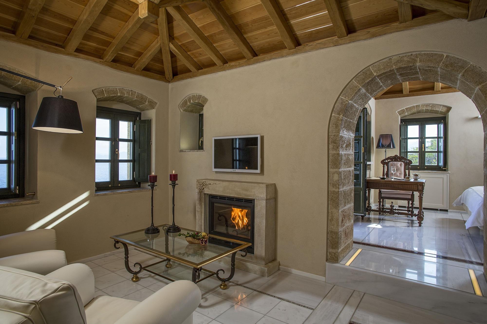 Moni Emvasis Luxury Suites Monemvasía Buitenkant foto